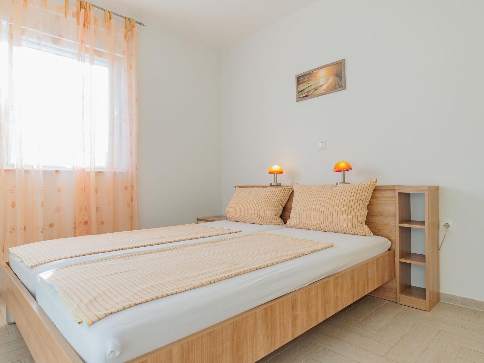 Apartment Mlasina-4 By Interhome Нин Екстериор снимка
